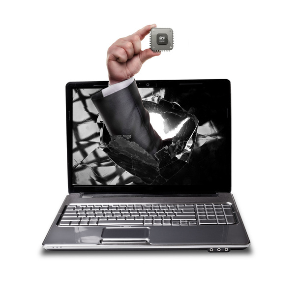 notebook s nefunkční obrazovka a ruka ruku drží procesoru cpu - Fotografie, Obrázek