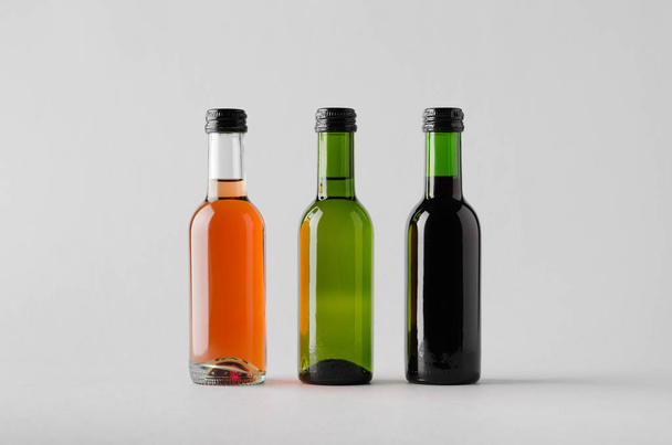 Wine Quarter / Mini Bottle Mock-Up - Three Bottles - Foto, imagen