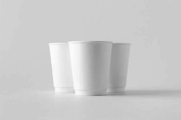 8 oz. white double wall coffee paper cup mock-up without lid. - Fotoğraf, Görsel