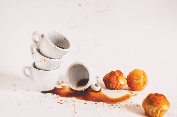 Sıcak kahve. Espresso. Çörekler. Yiyecek ve içecek. sabah kahvaltısı - Fotoğraf, Görsel