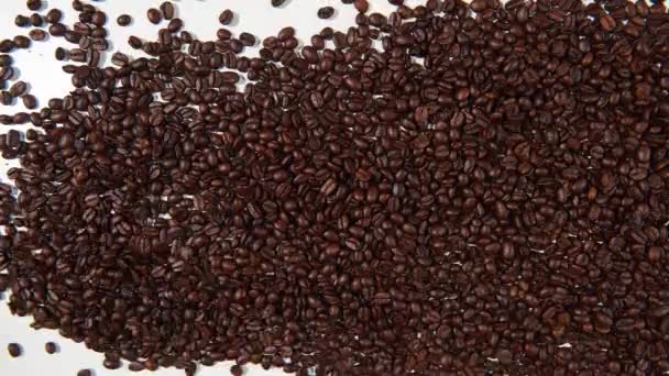 Heart of coffee beans - Metraje, vídeo