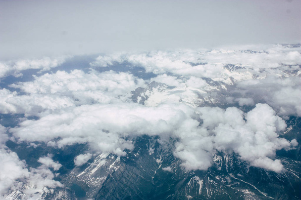 Αεροφωτογραφία από το Mont Blanc μεταξύ Γαλλίας και Ιταλίας σε υψόμετρο 10.000 ποδιών το απόγευμα - Φωτογραφία, εικόνα