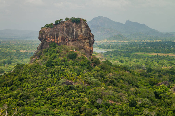 View of Sigiriya Lion Rock, Sri Lanka - Foto, immagini