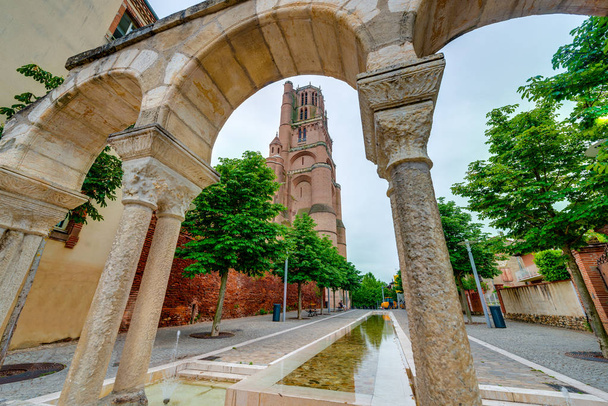 Cathedral Basilica of Saint Cecilia, claimed to be the largest brick building in the world, its located in Albi, Tarn region, Midi Pyrenees, France. - Photo, Image