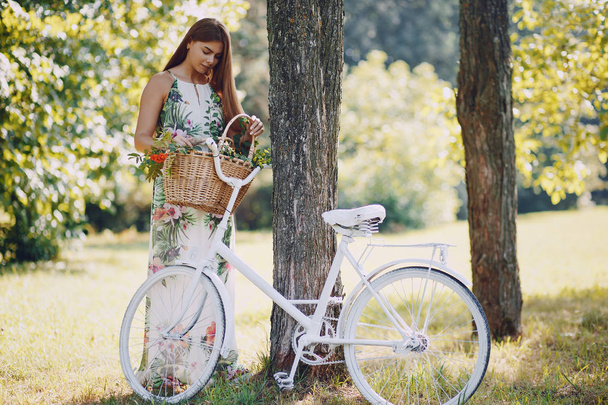 Girl with a bike - Foto, Imagem