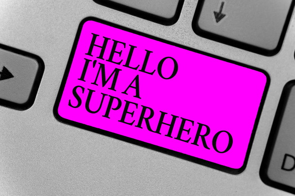 A kézírás szöveg írása Hello, én vagyok A szuperhős. Koncepció értelmében hinni magadban önbizalom bevezetése számítógépes program bemenet szoftver billentyűzet szimbólum gombra gépelés irodai munka - Fotó, kép