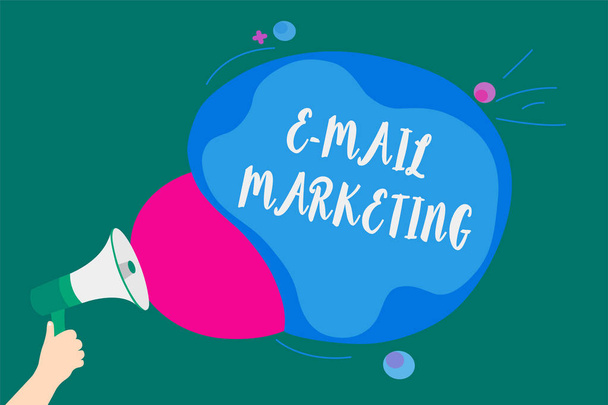 A Word E Mail Marketing szövegírás. Üzleti koncepció az E-kereskedelmi reklám Online értékesítési hírlevelek promóciós közvetíteni üzenet ötlet hangszóró riasztó bejelentés felhős design pattern - Fotó, kép