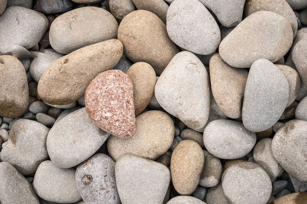 piedras de mar grandes en la playa
 - Foto, Imagen