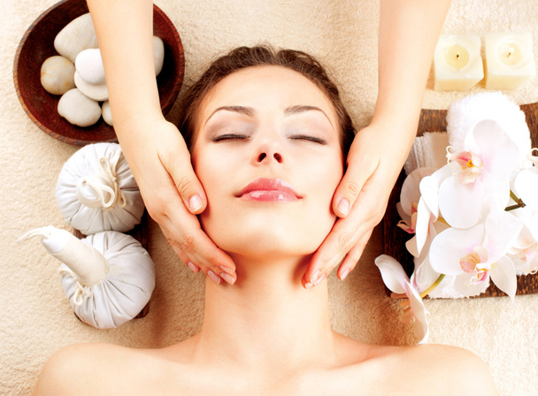 Spa Massage. Young Woman Getting Facial Massage - 写真・画像