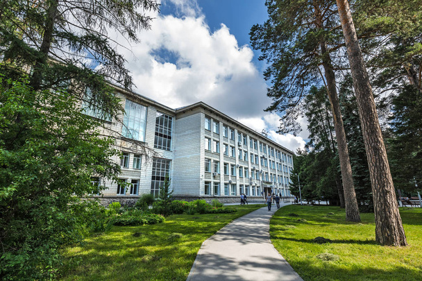 Novosibirsk, Western Siberia, Russia - June 2, 2018: Novosibirsk state University (NSU). Main building - 写真・画像