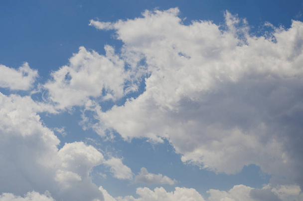 μπλε ουρανός με σύννεφο closeup - Φωτογραφία, εικόνα