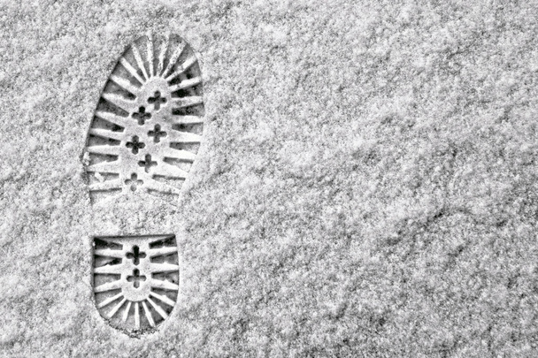 Fußabdruck im Schnee - Foto, Bild