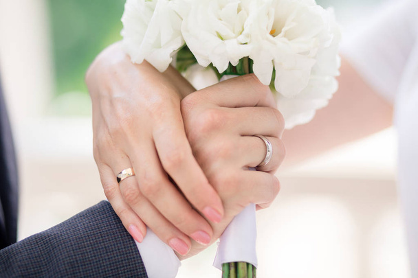 Hands with wedding rings - Фото, зображення