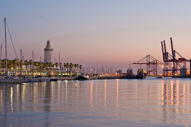 マラガ港、スペイン - 写真・画像