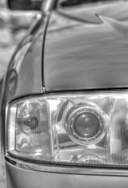 Autó fényszóró, fekete-fehér Vértes - Fotó, kép