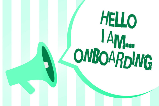 Szöveg jel mutatja a Hello én vagyok... Onboarding. Fogalmi fénykép hatásos személy, hogy a hajó vagy repülőgép megafon hangszóró zöld sávok fontos hangos üzenet beszéd buborék - Fotó, kép