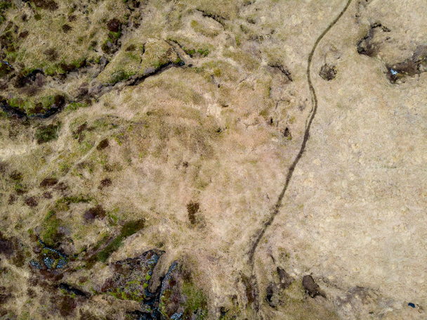 vue de dessus du champ brun avec herbe, snaefellsnes, iceland
 - Photo, image