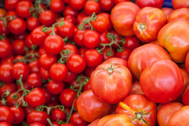 Fresh ripe tomatoes on the farm Turkish market - Photo, Image