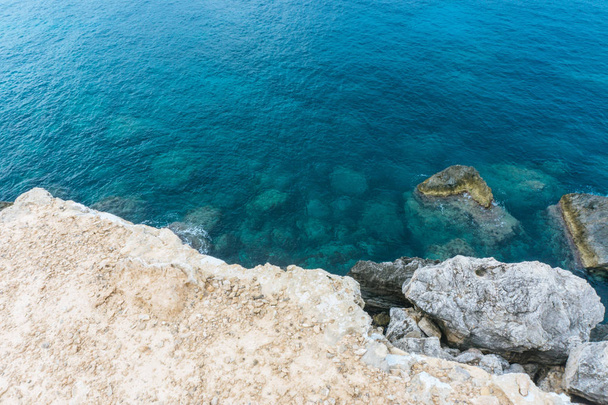 tyrkysová voda ze Středozemního moře, Ibiza, Španělsko - Fotografie, Obrázek