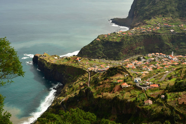 Faial, Madeira, Portugal - 23 de fevereiro de 2018: paisagem rural
 - Foto, Imagem