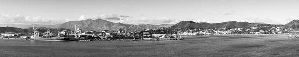 Noumea, Yeni Kaledonya panoramik siyah beyaz yuvasından başkenti - Fotoğraf, Görsel