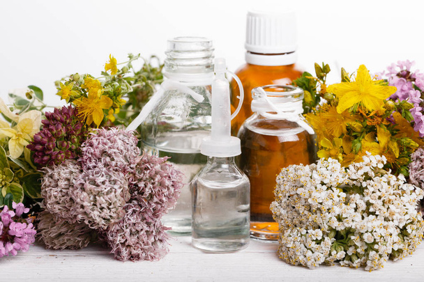 Homeopatia - homeopatia käsite homeopaattinen lääketiede
 - Valokuva, kuva