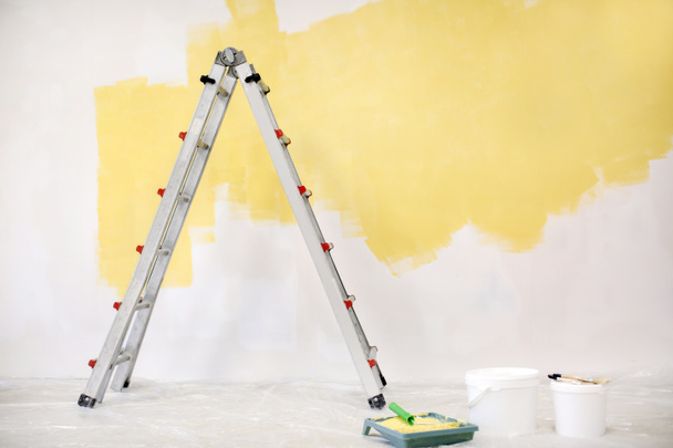 Empty room with ladder and painted wall - Photo, Image