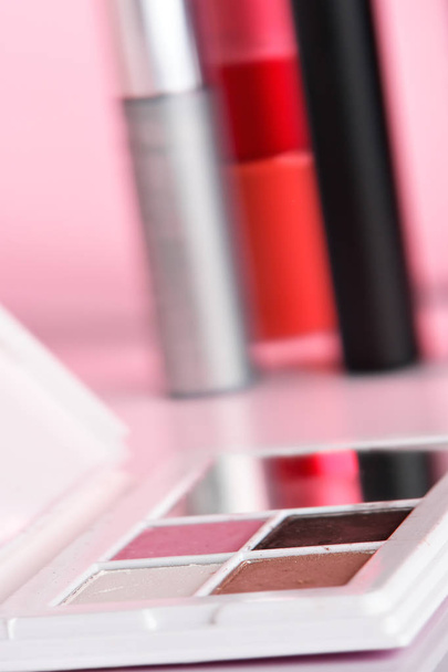 Kozmetikai termék közelről rózsaszín leadott - Fotó, kép