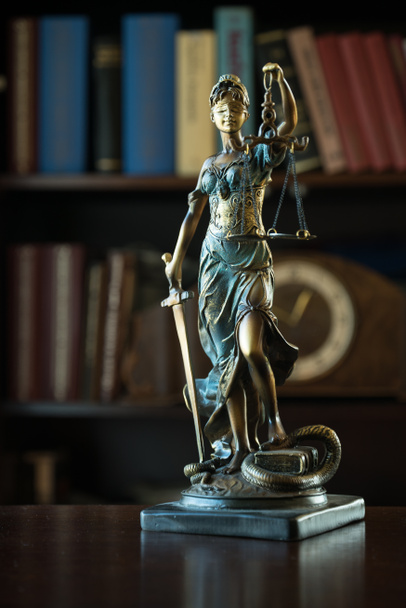 Ley y Justicia Concepto imagen con símbolos de la ley
 - Foto, Imagen