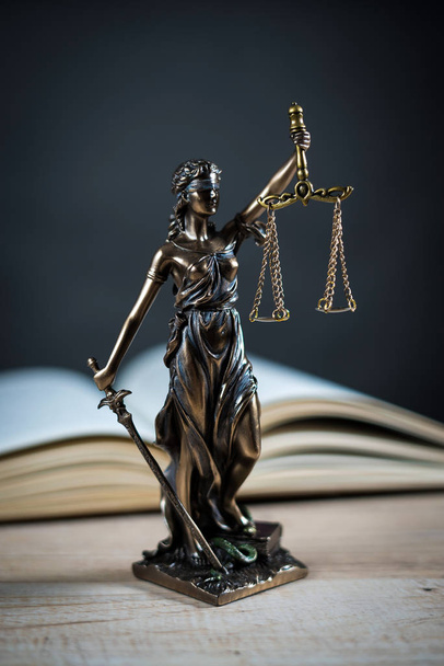 Hukuk ve adalet kavramı görüntü - Fotoğraf, Görsel