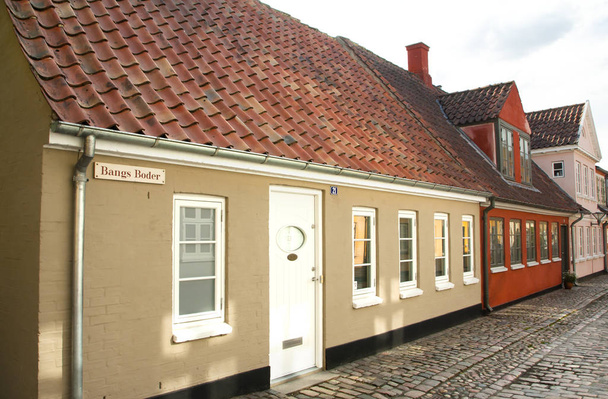 オーデンセ、デンマークの古い町。Hc アンデルセンの故郷. - 写真・画像