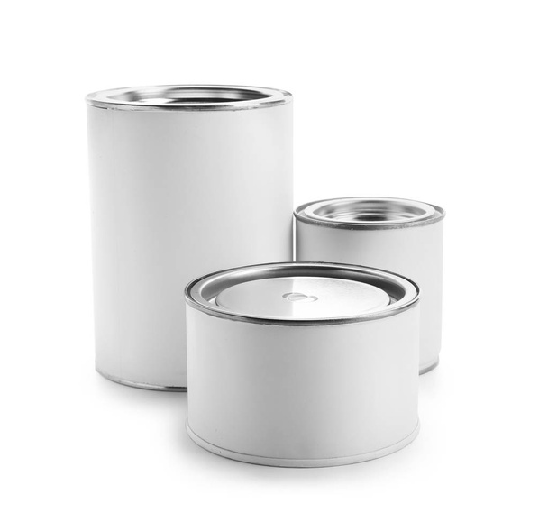白い背景の上のペンキの缶を異なる - 写真・画像