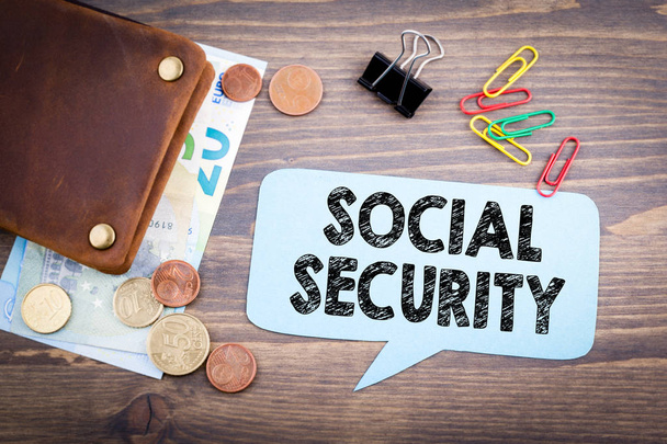 Portfel i pieniądze odzwierciedlających podstaw dla zabezpieczenia społecznego - Zdjęcie, obraz