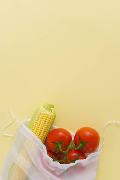 fresh raw vegetables in textile bag, zero waste concept - Foto, imagen