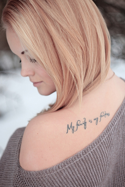 lány tetoválás - Fotó, kép