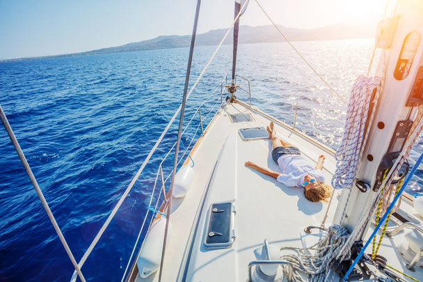 Girl relaxing On Yacht in Greece - Valokuva, kuva