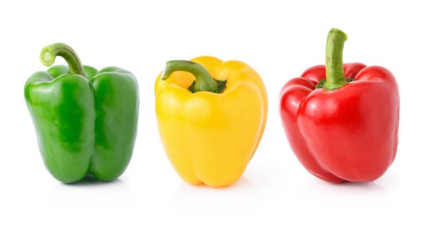 zelená žlutá paprika na bílém pozadí - Fotografie, Obrázek