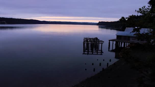 Manhã cedo em um lago - Filmagem, Vídeo