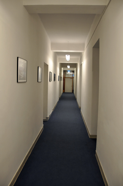 ホテルの廊下 - 写真・画像