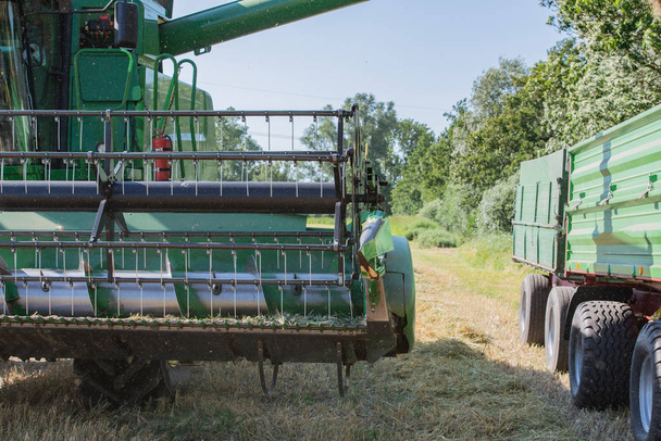 grain harvest combine harvester - Zdjęcie, obraz