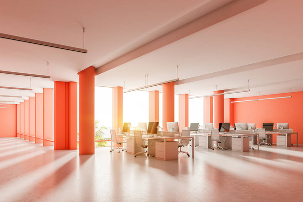 Amplio interior de oficina de pared roja con un piso de hormigón, ventanas de loft y filas de mesas de ordenador. Una vista lateral. maqueta de representación 3d
 - Foto, Imagen