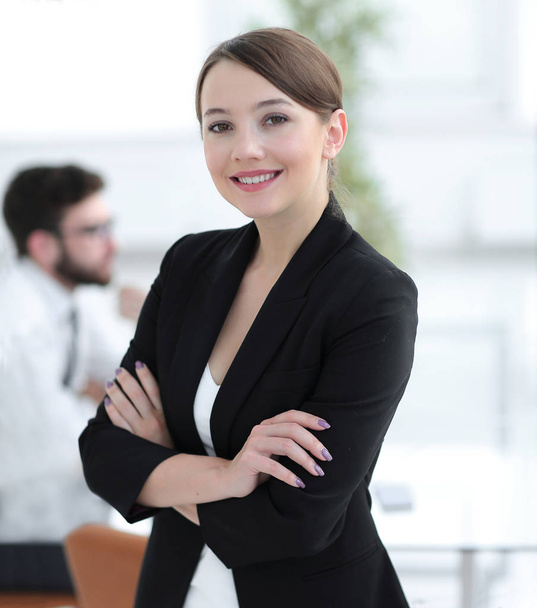 successful business woman on the background of the office - Fotoğraf, Görsel