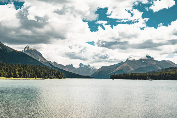 Grand Panorama of Surrounding Peaks at Maligne Lake, Jasper National Park. - Photo, Image