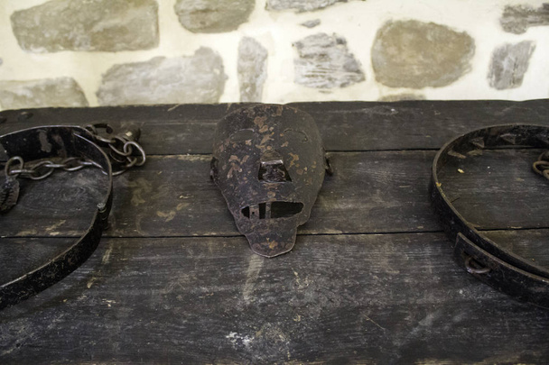 Vieux outils de torture, détail de torture de l'inquisition
 - Photo, image