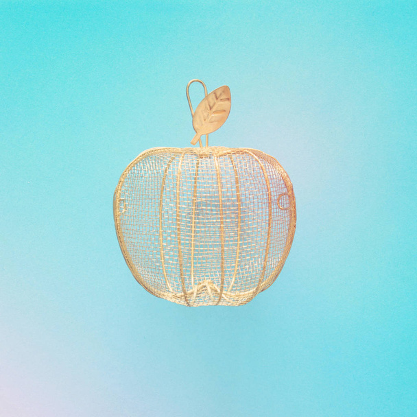Flat lay image of gold decorative apple. Rosh hashanah (jewish New Year holiday) concept. Traditional symbol - Foto, Imagen