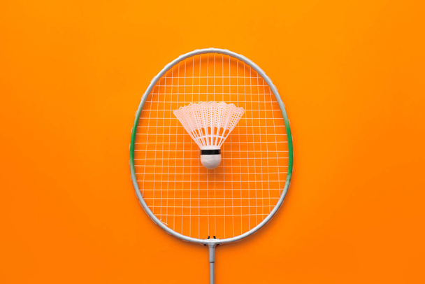 Badminton racket and shuttlecock for leisure outdoor recreational and sport activity - Foto, afbeelding