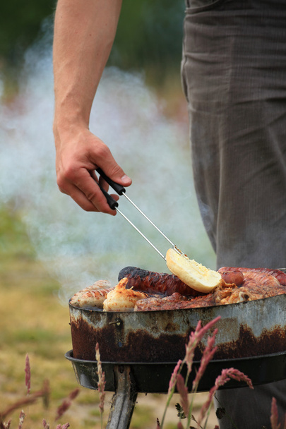 Bonfire campfire fire Flames grilling steak on the BBQ - Фото, зображення