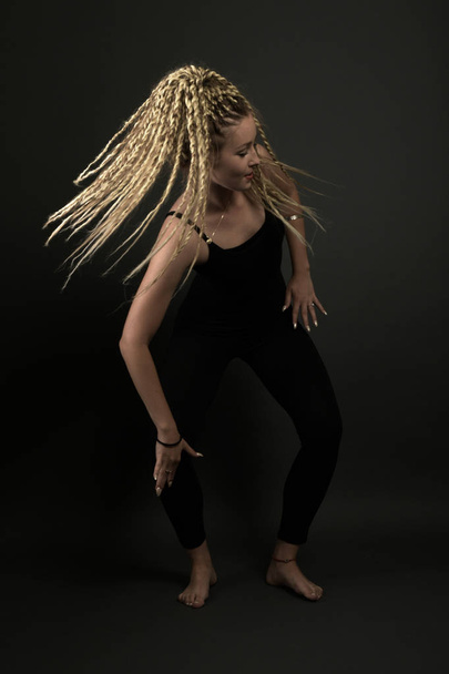 sexy woman dancing dancehall  - Photo, Image