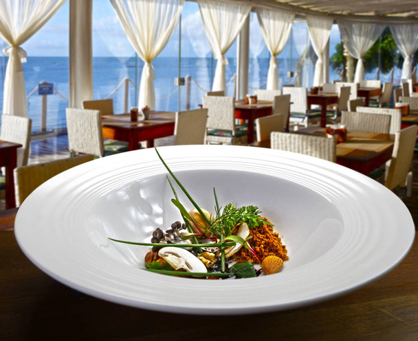 Haute cuisine, a strandon étterem - Fotó, kép
