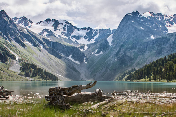 Landscape with beautiful mountain lake - Фото, изображение